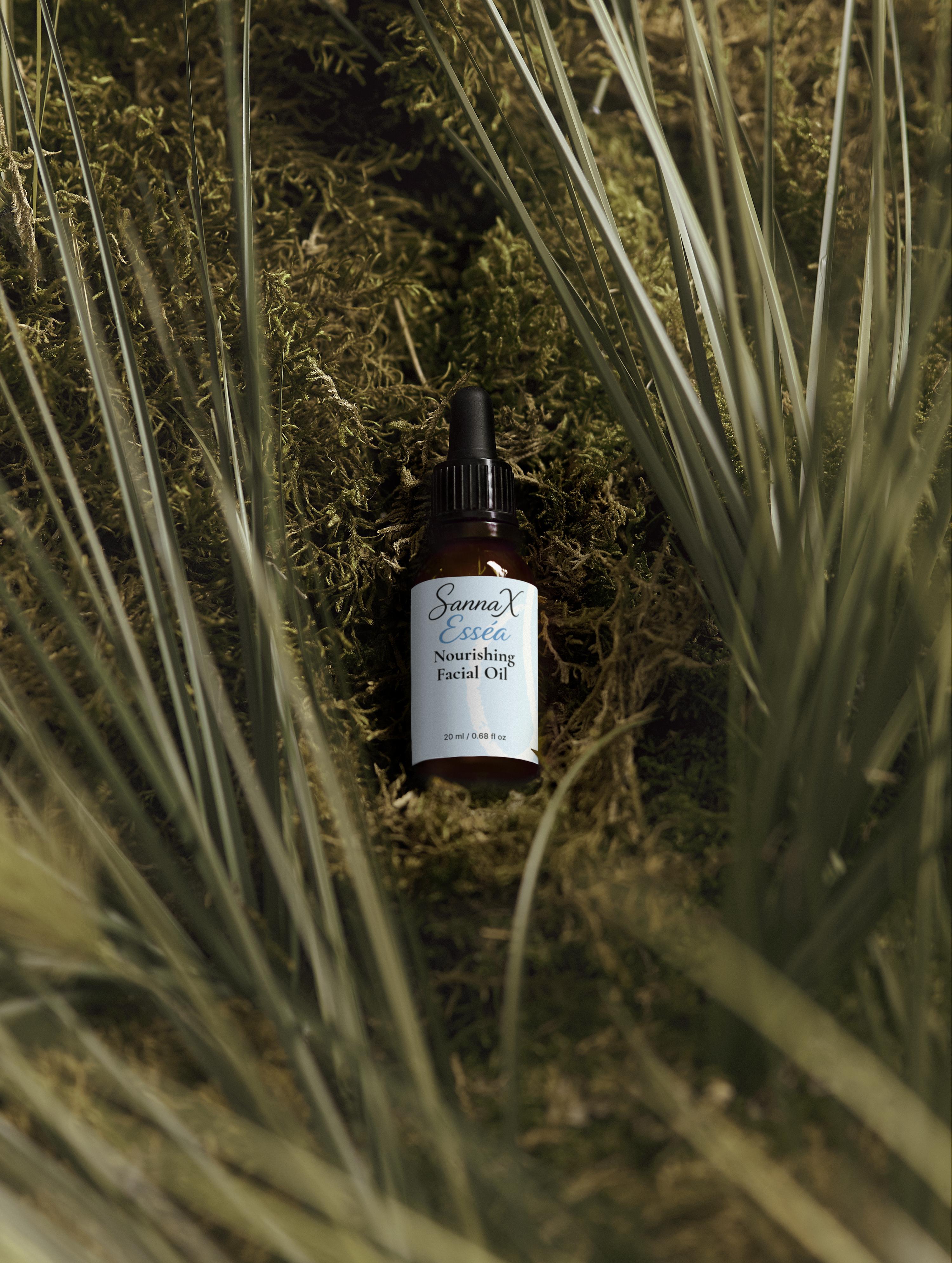 Esséa Nourishing Facial Oil 20 ml